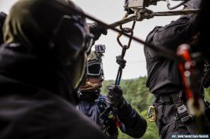 [VIDEO] Gotowi do podjęcia najtrudniejszych zadań. Black Hawk który niedawno wrócił z działań ratowniczo-gaśniczych w Turcji.
