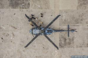 [VIDEO] Gotowi do podjęcia najtrudniejszych zadań. Black Hawk który niedawno wrócił z działań ratowniczo-gaśniczych w Turcji.