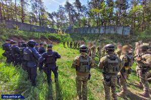 [VIDEO] Szkolenie „kontrdywersyjne” z udziałem policjantów rzeszowskiego CBŚP