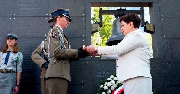 Premier Beata Szydło uczciła pamięć bohaterów Powstania Warszawskiego